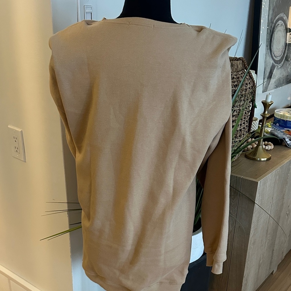 And April Tan Sweater Dress with extended shoulders - Size S/M - Picture 5 of 8